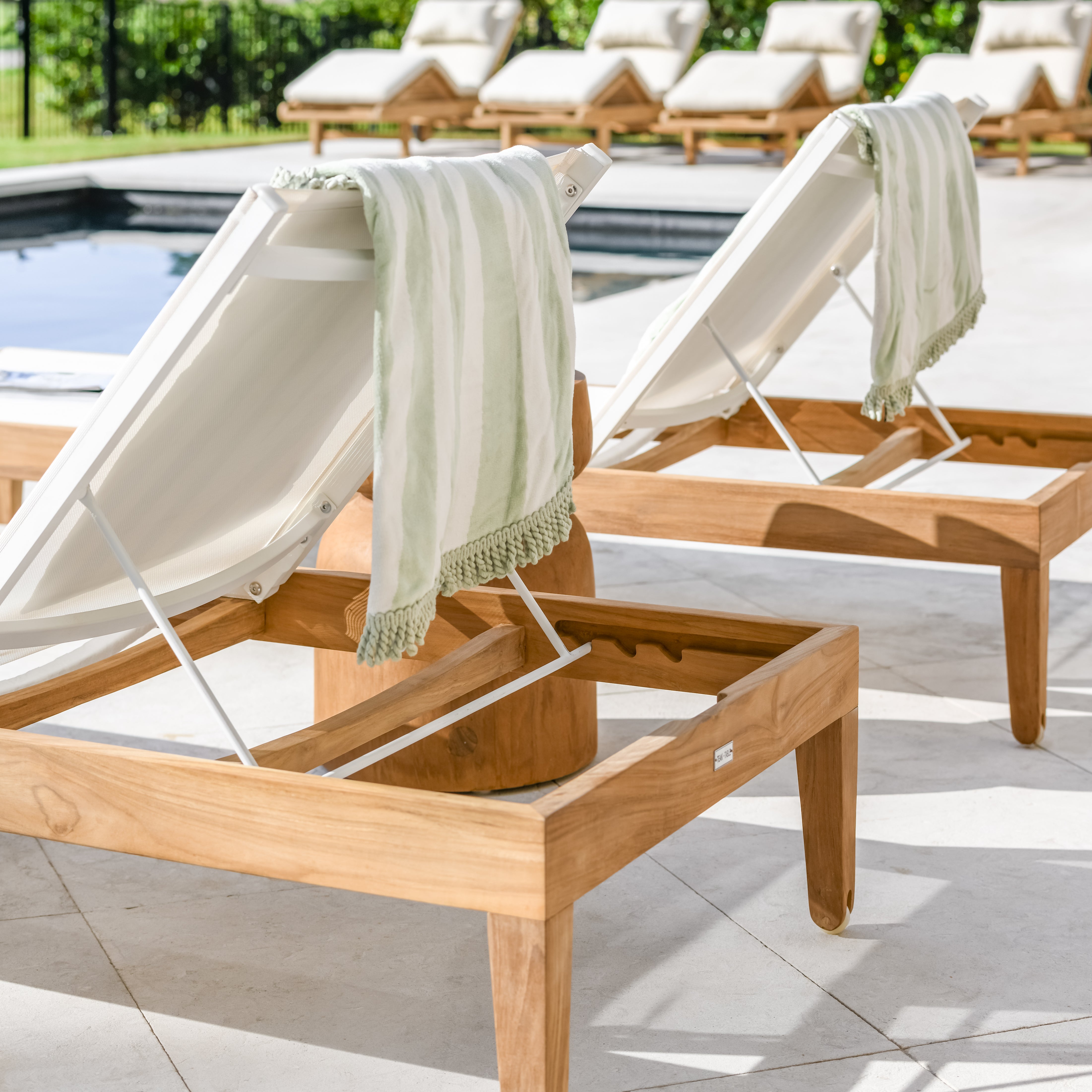 Classic Teak Sling Chaise Lounge