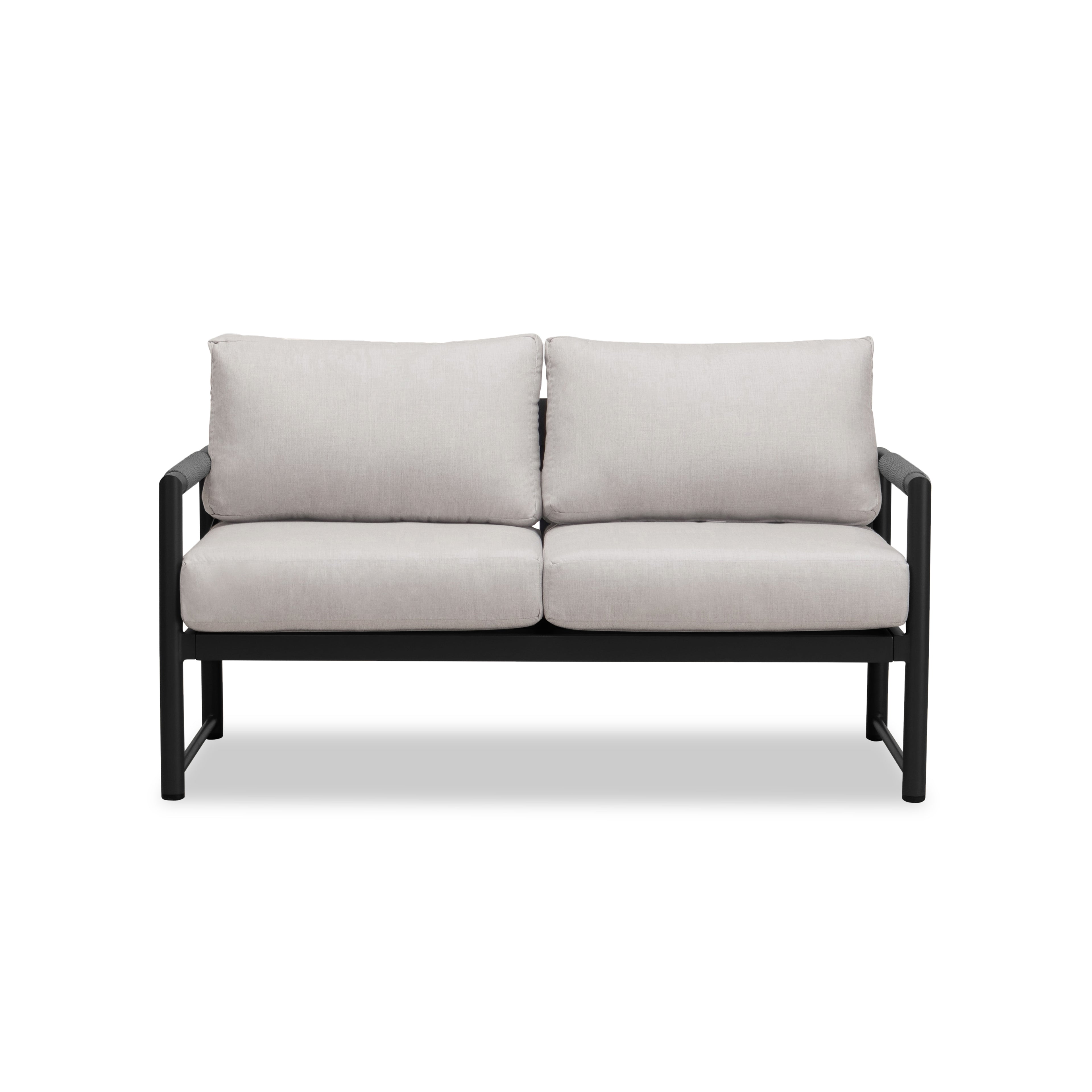 Alto Loveseat