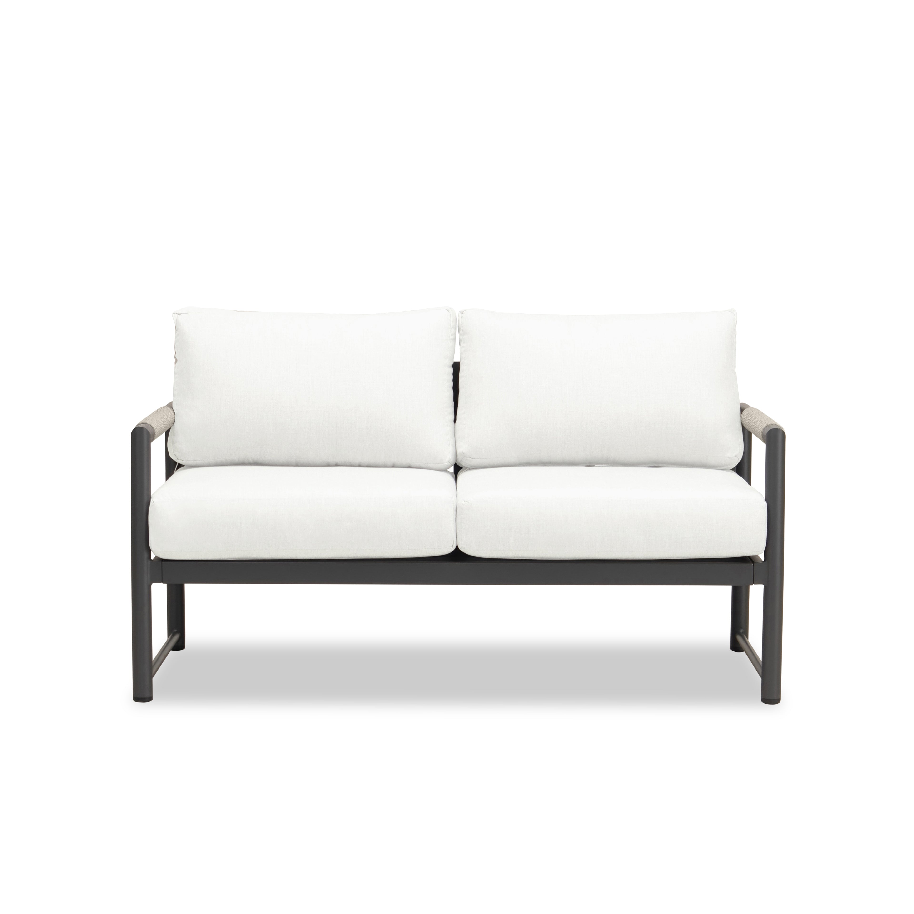 Alto Loveseat