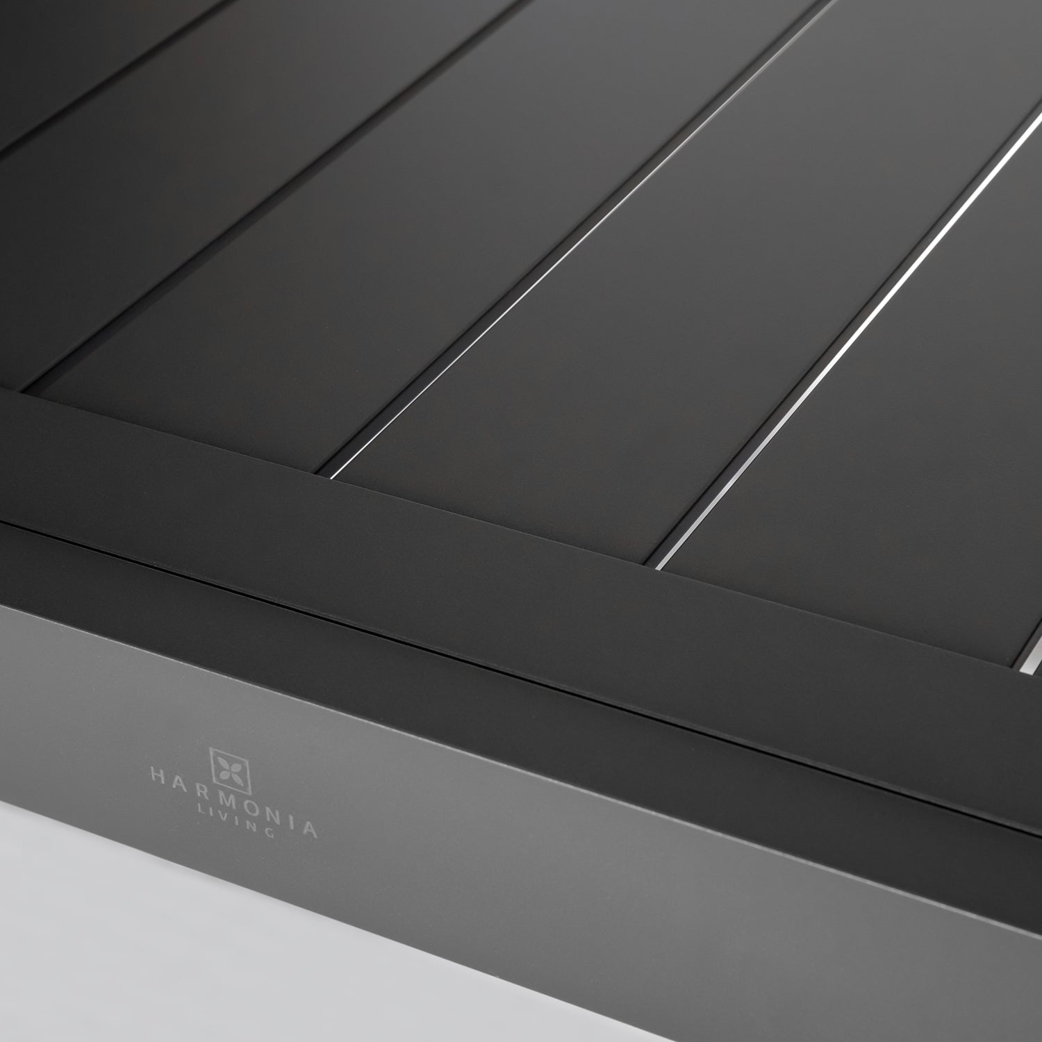 Classic Aluminum Extendable Dining Table