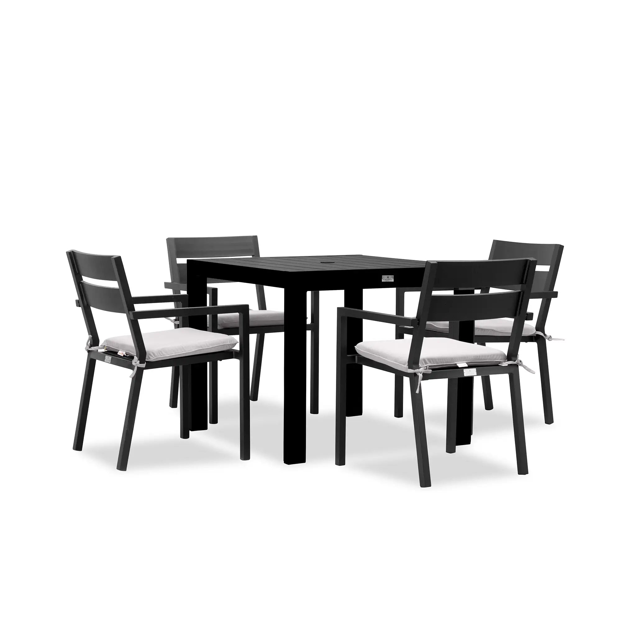 variant:Cast Silver