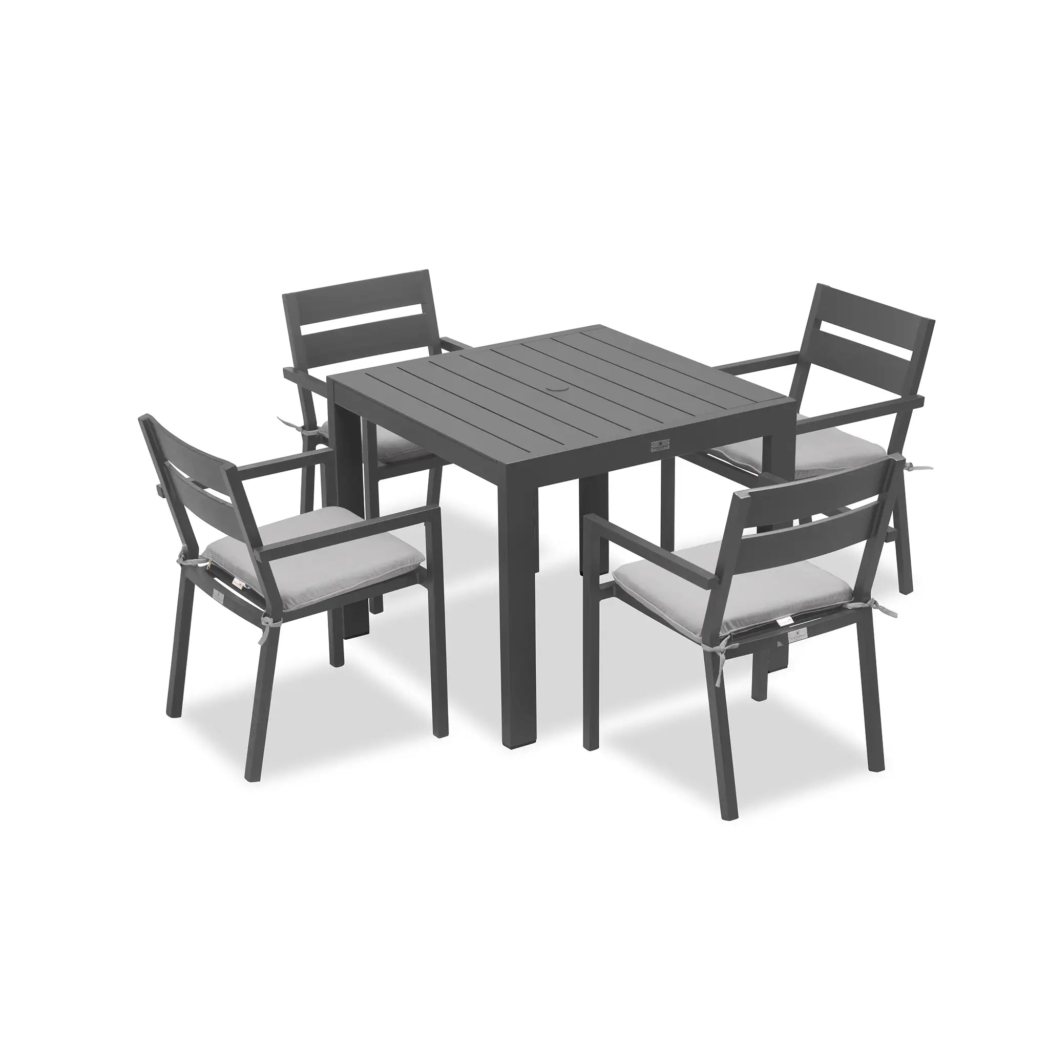 variant:Cast Silver